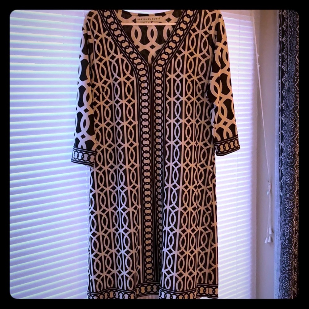 Shift minidress, 3/4 length sleeve black and white